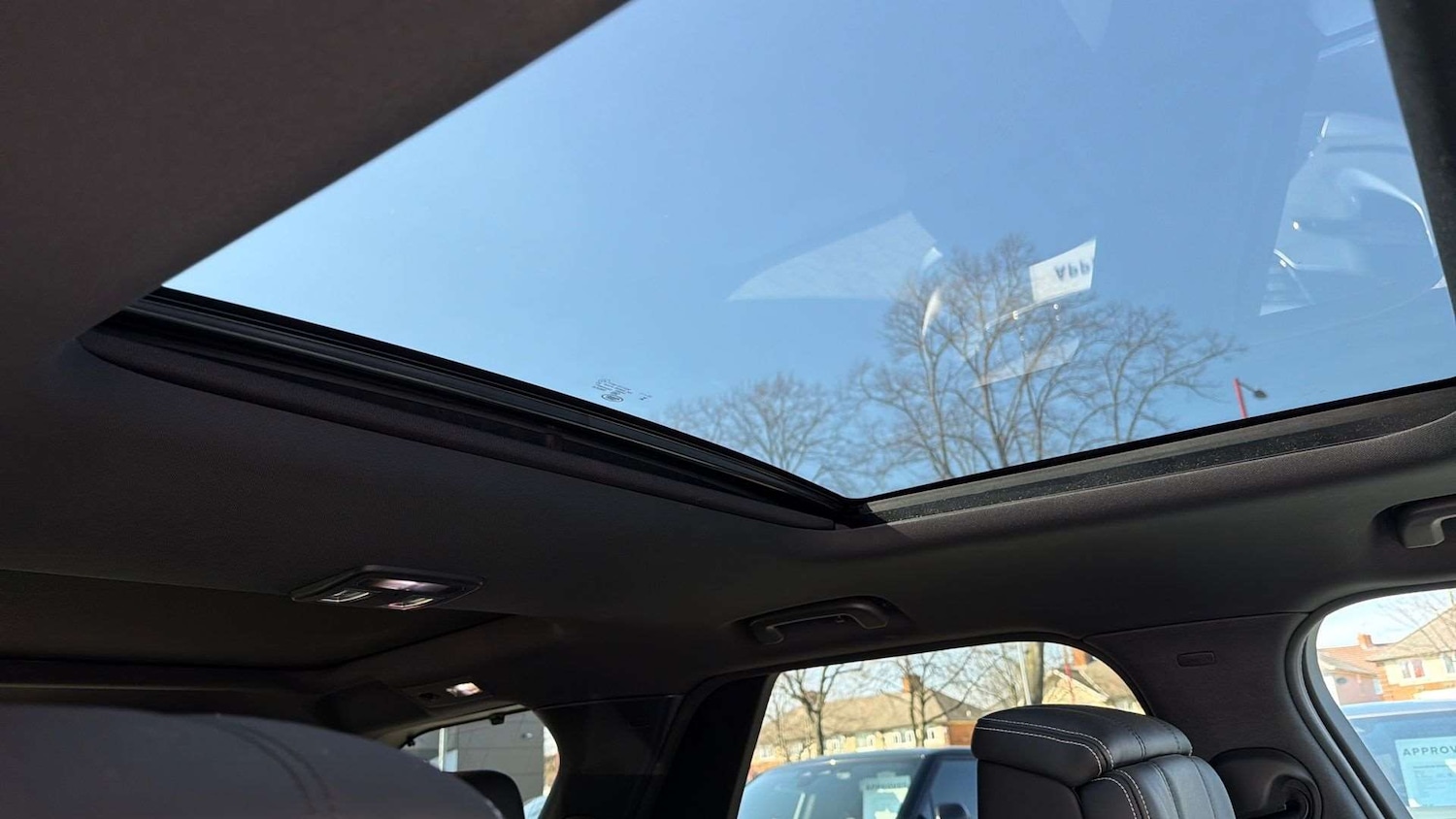 Used Land Rover Discovery 2023 for sale - 78221291: Photo 21