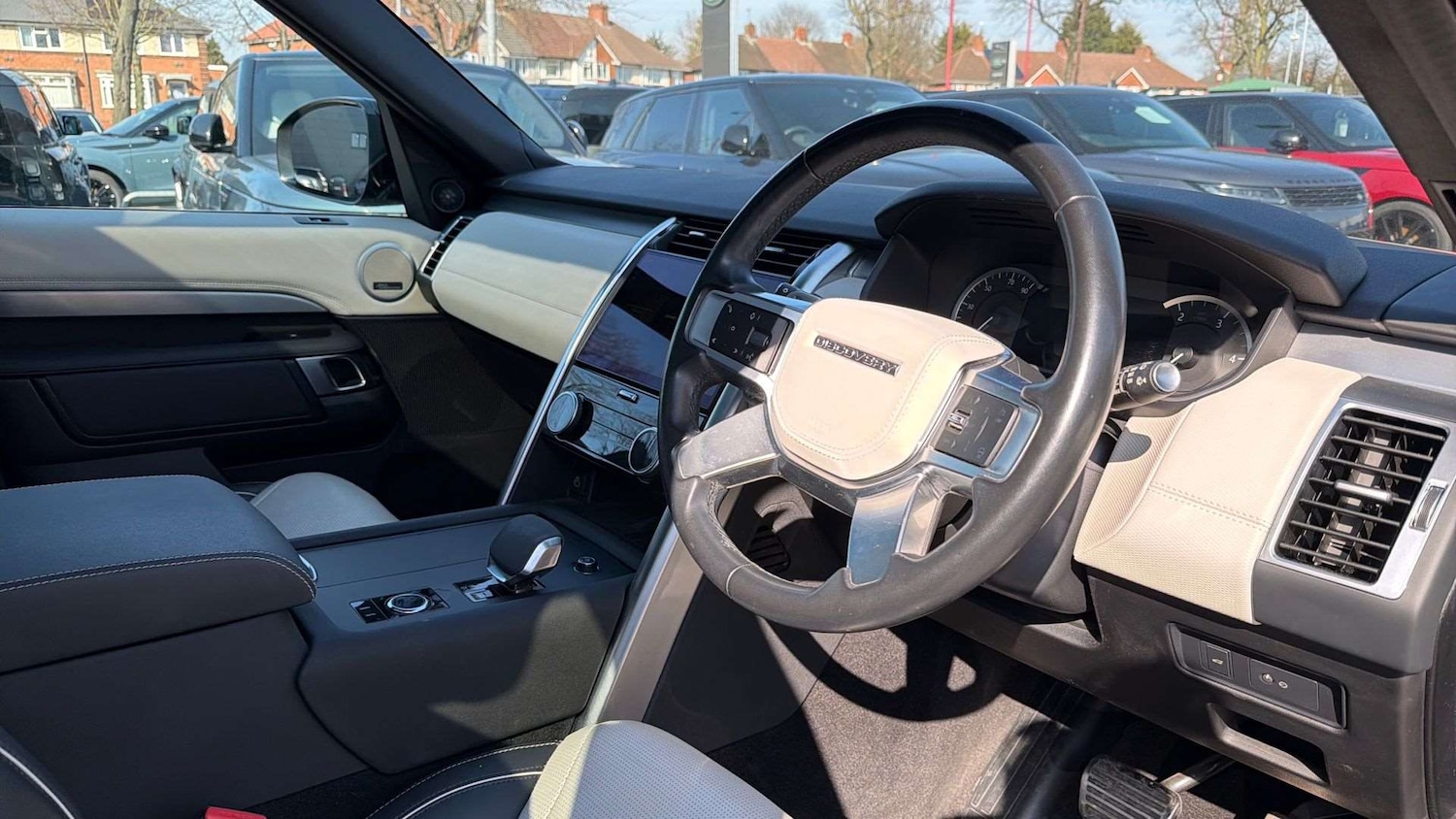 Used Land Rover Discovery 2023 for sale - 78221291: Photo 32