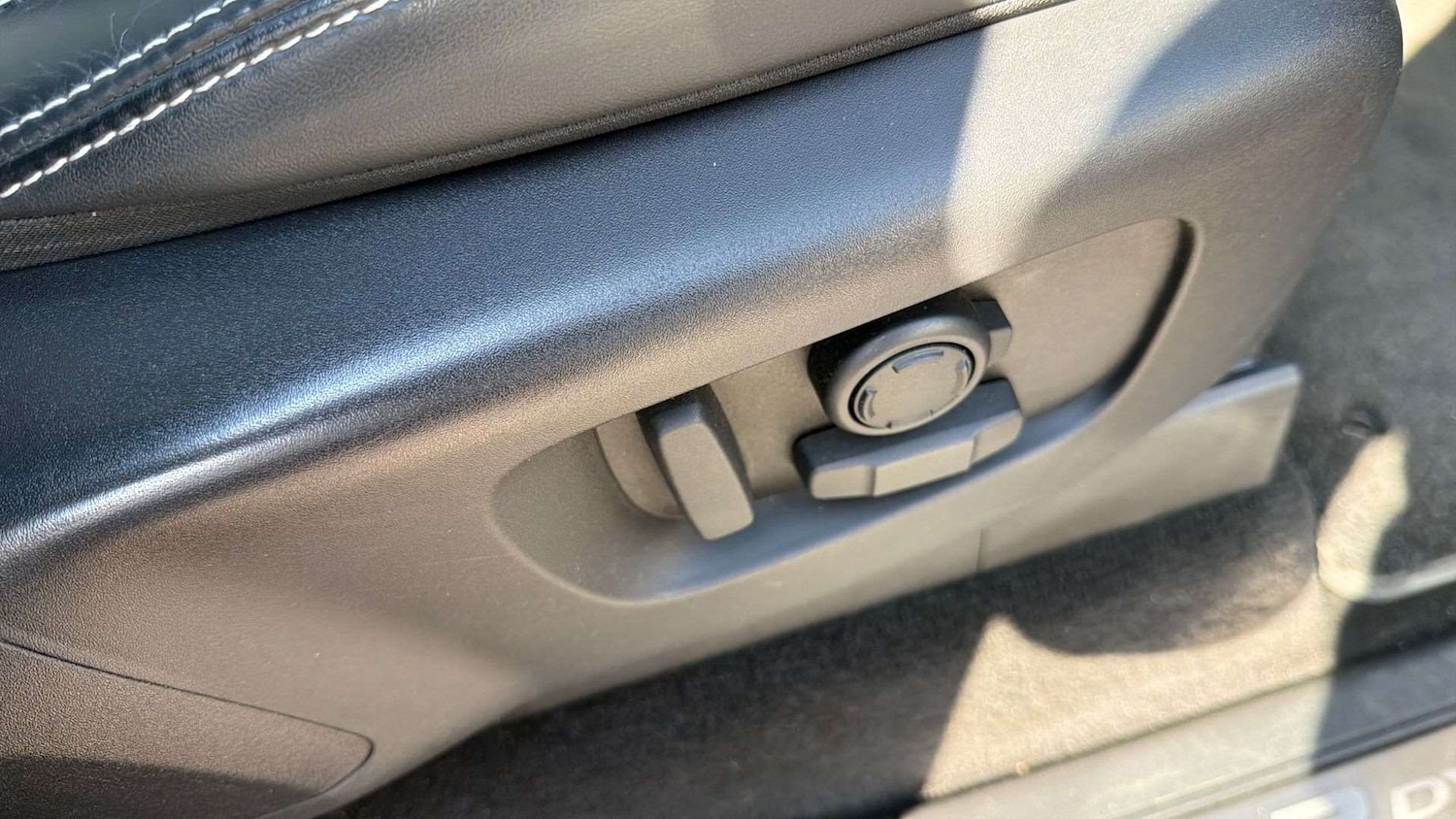 Used Land Rover Discovery 2023 for sale - 78221291: Photo 35