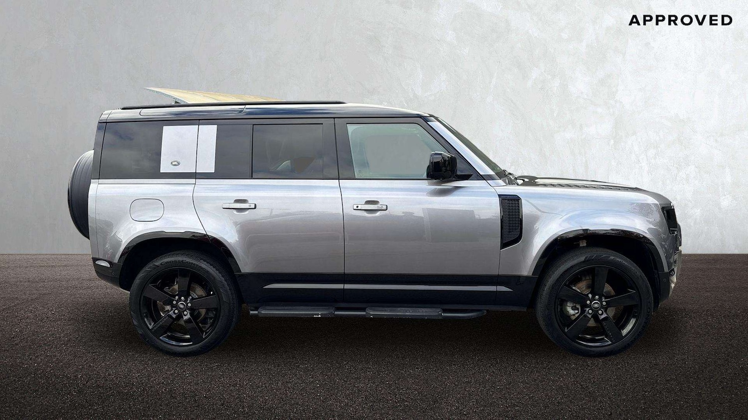 Used Land Rover Defender 2023 for sale - 76460015: Photo 5