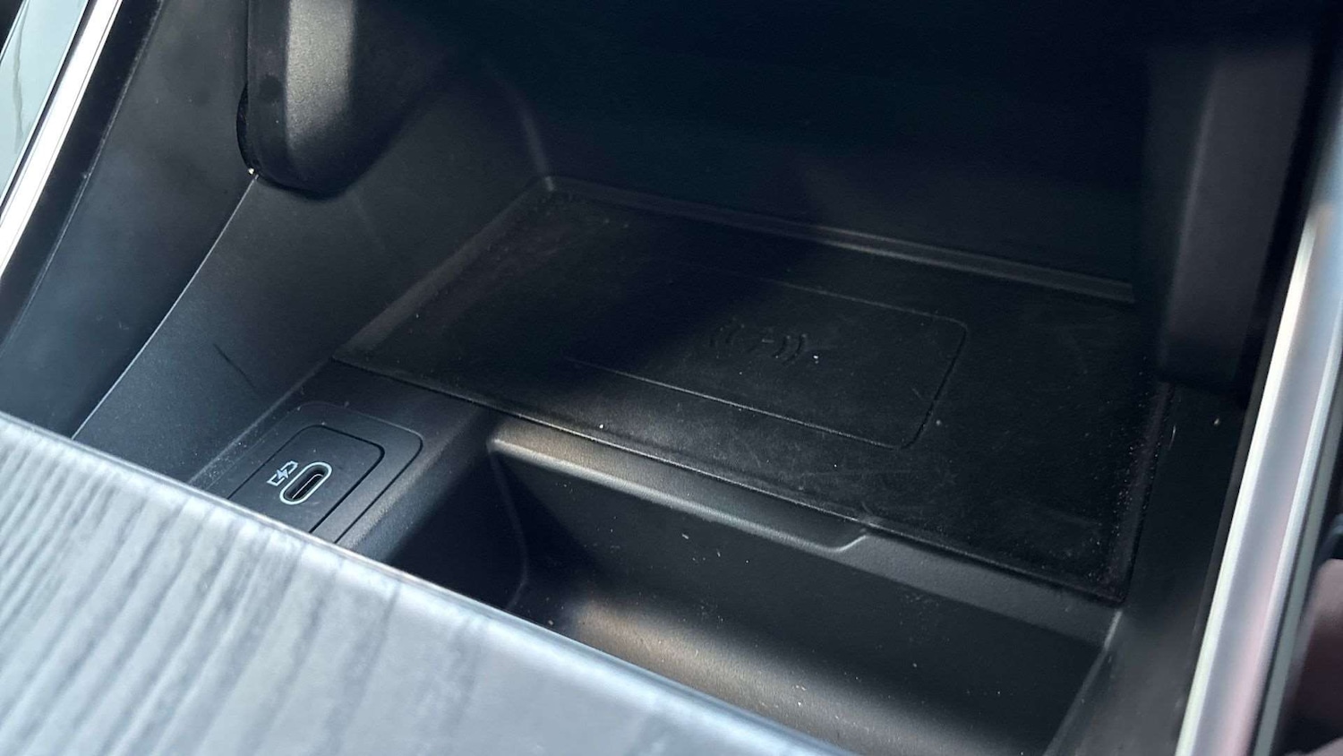 Used Land Rover Range Rover Velar 2024 for sale - 77000191: Photo 31