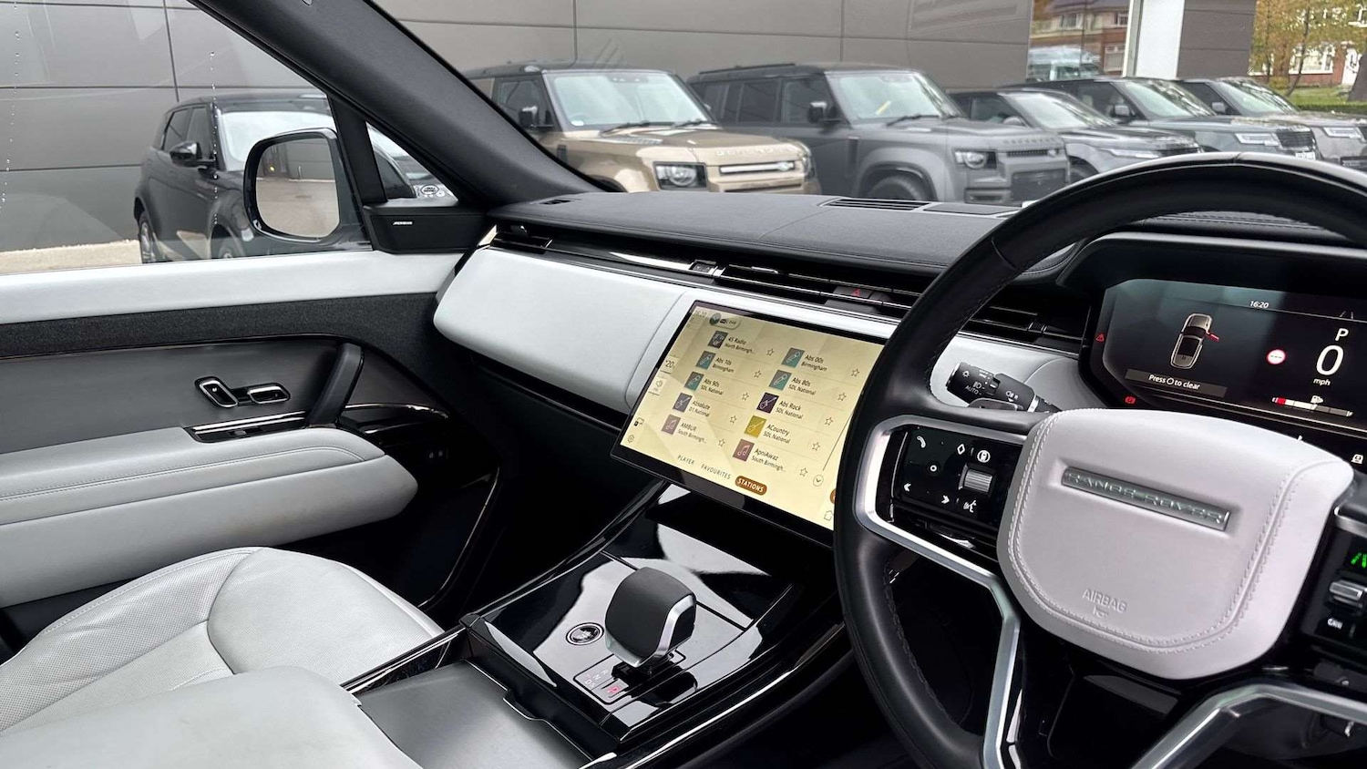 Used Land Rover Range Rover Sport 2023 for sale - 76460483: Photo 31