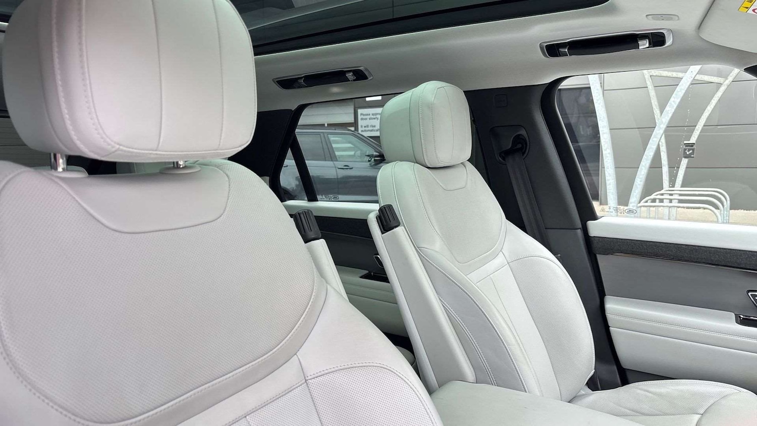 Used Land Rover Range Rover Sport 2023 for sale - 76460483: Photo 32