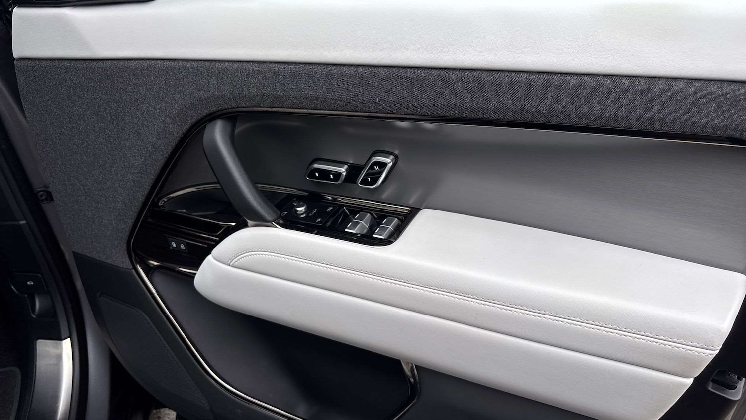 Used Land Rover Range Rover Sport 2023 for sale - 76460483: Photo 33