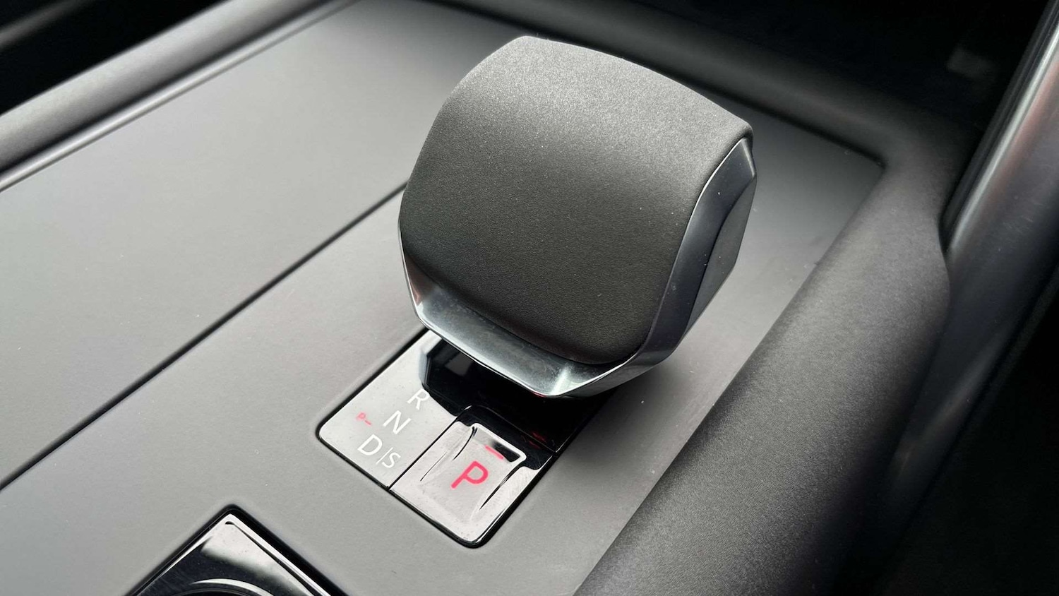 Used Land Rover Discovery 2023 for sale - 76460679: Photo 13