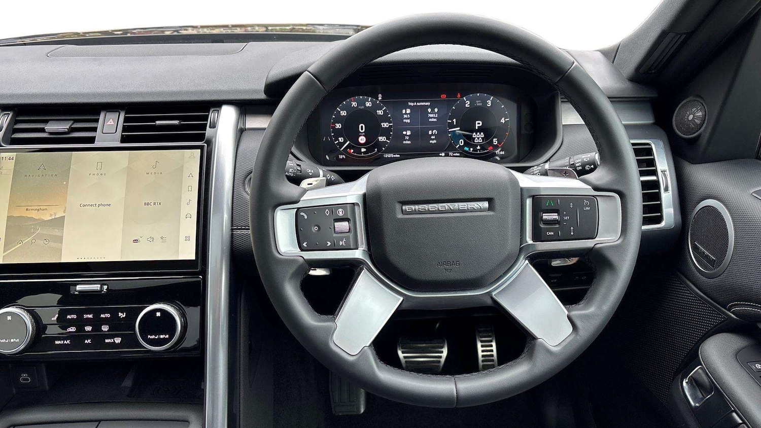 Used Land Rover Discovery 2023 for sale - 76460679: Photo 15