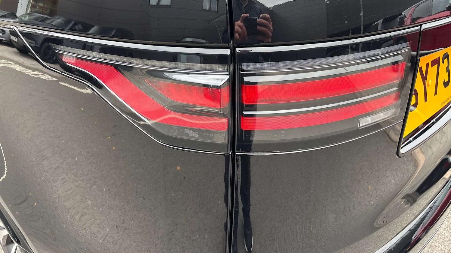 Used Land Rover Discovery 2023 for sale - 76460679: Photo 19