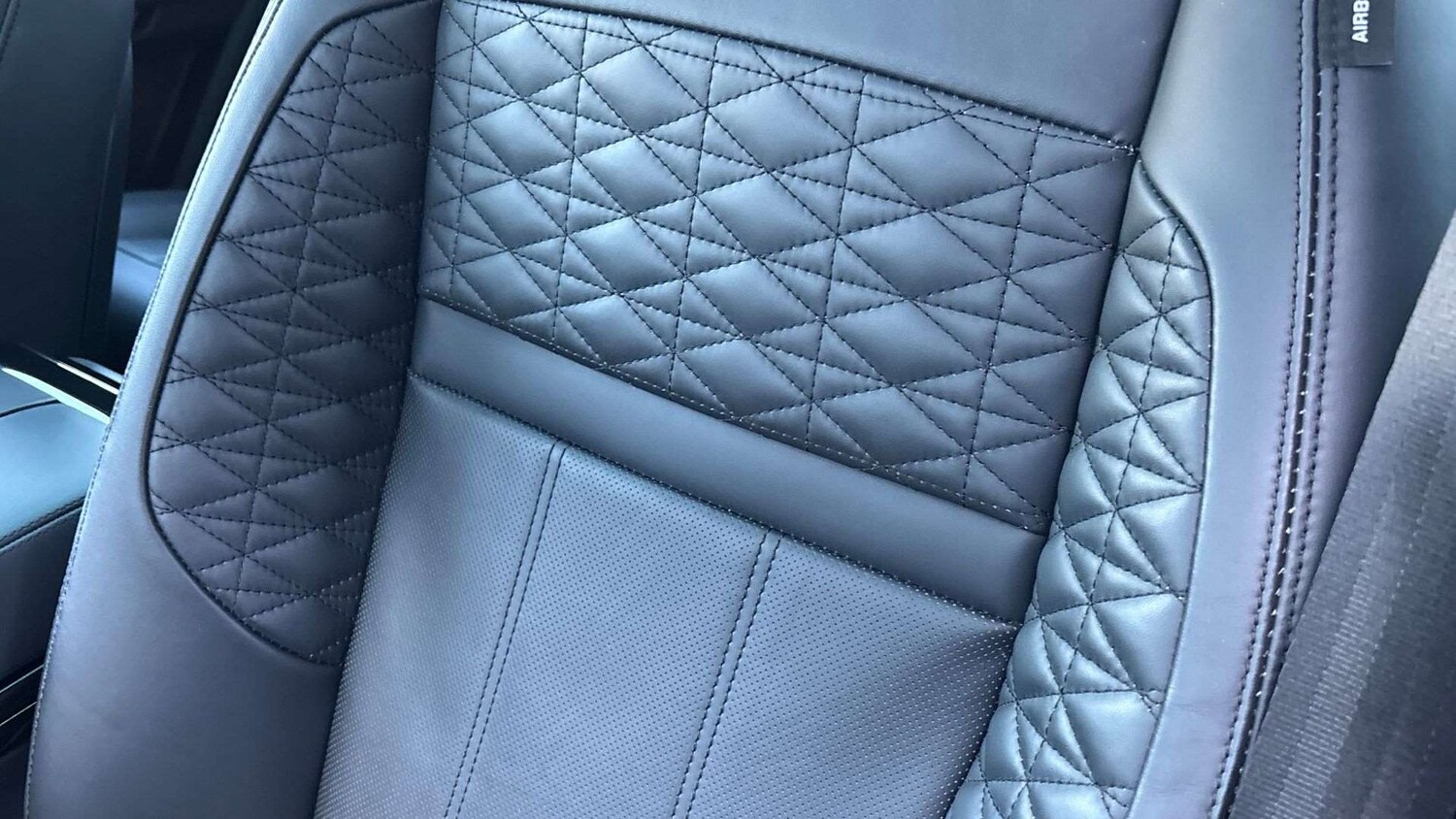 Used Land Rover Range Rover Evoque 2022 for sale - 77233002: Photo 32