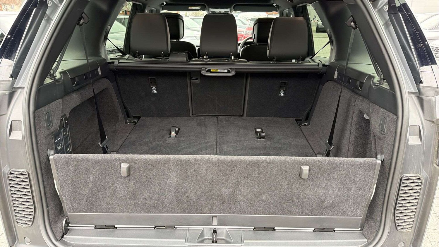 Used Land Rover Discovery 2024 for sale - 77553173: Photo 10