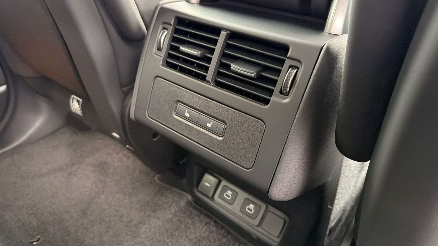 Used Land Rover Discovery 2024 for sale - 77553173: Photo 18