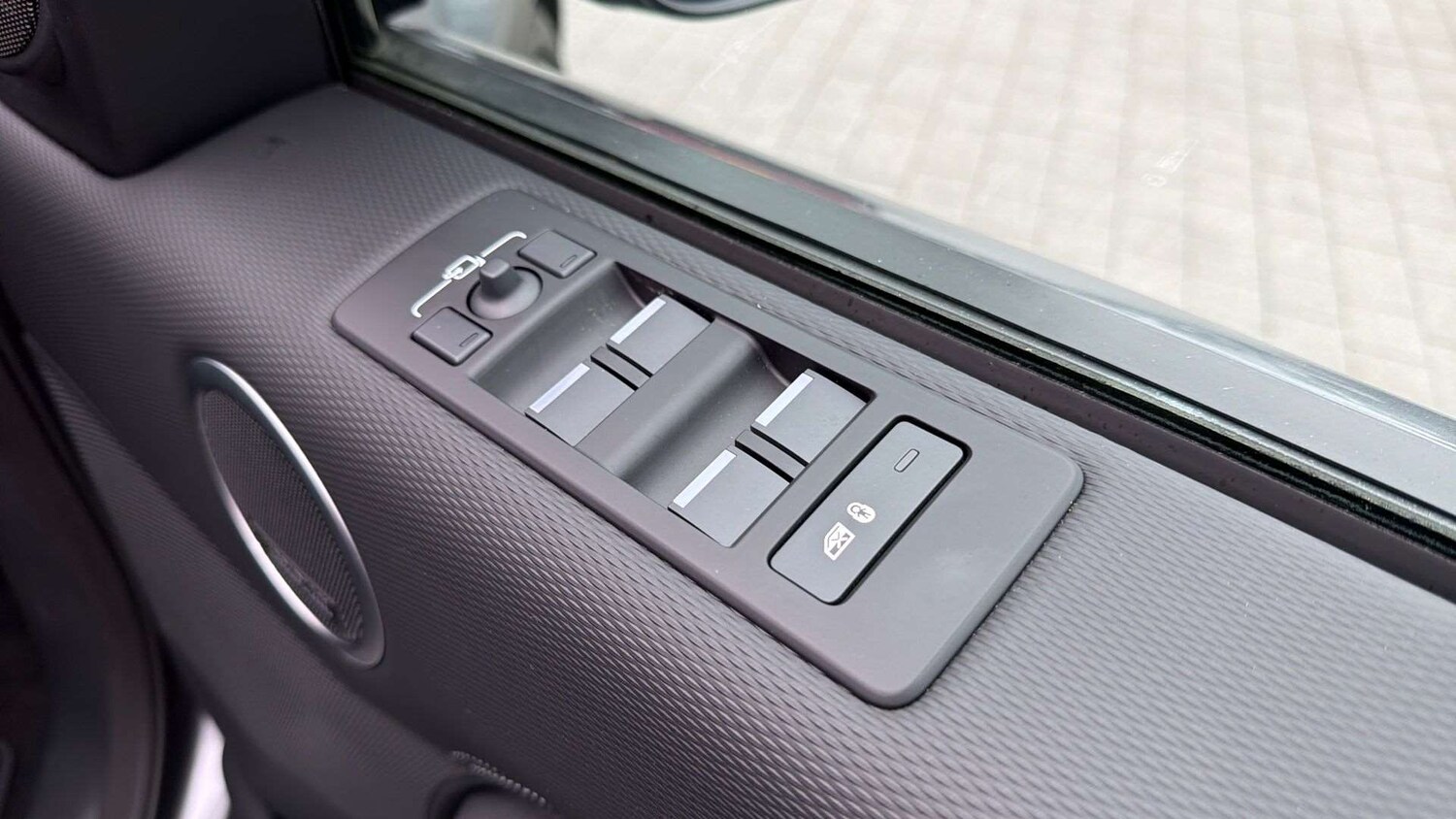 Used Land Rover Discovery 2024 for sale - 77553173: Photo 32