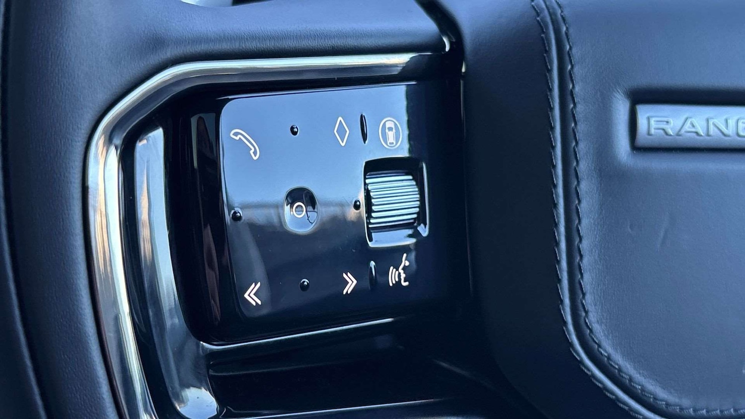 Used Land Rover Range Rover Sport 2025 for sale - 76460088: Photo 32