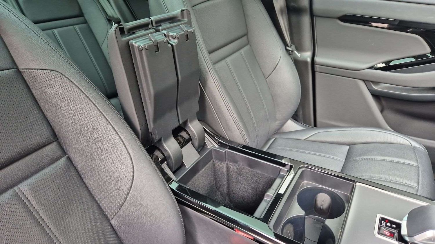 Used Land Rover Range Rover Evoque 2025 for sale - 76459871: Photo 31