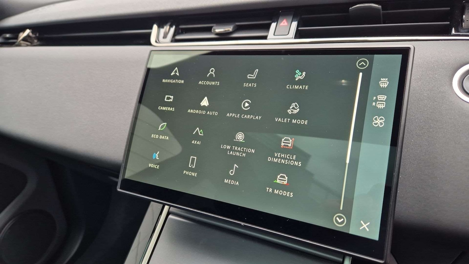 Used Land Rover Range Rover Evoque 2025 for sale - 76459871: Photo 32