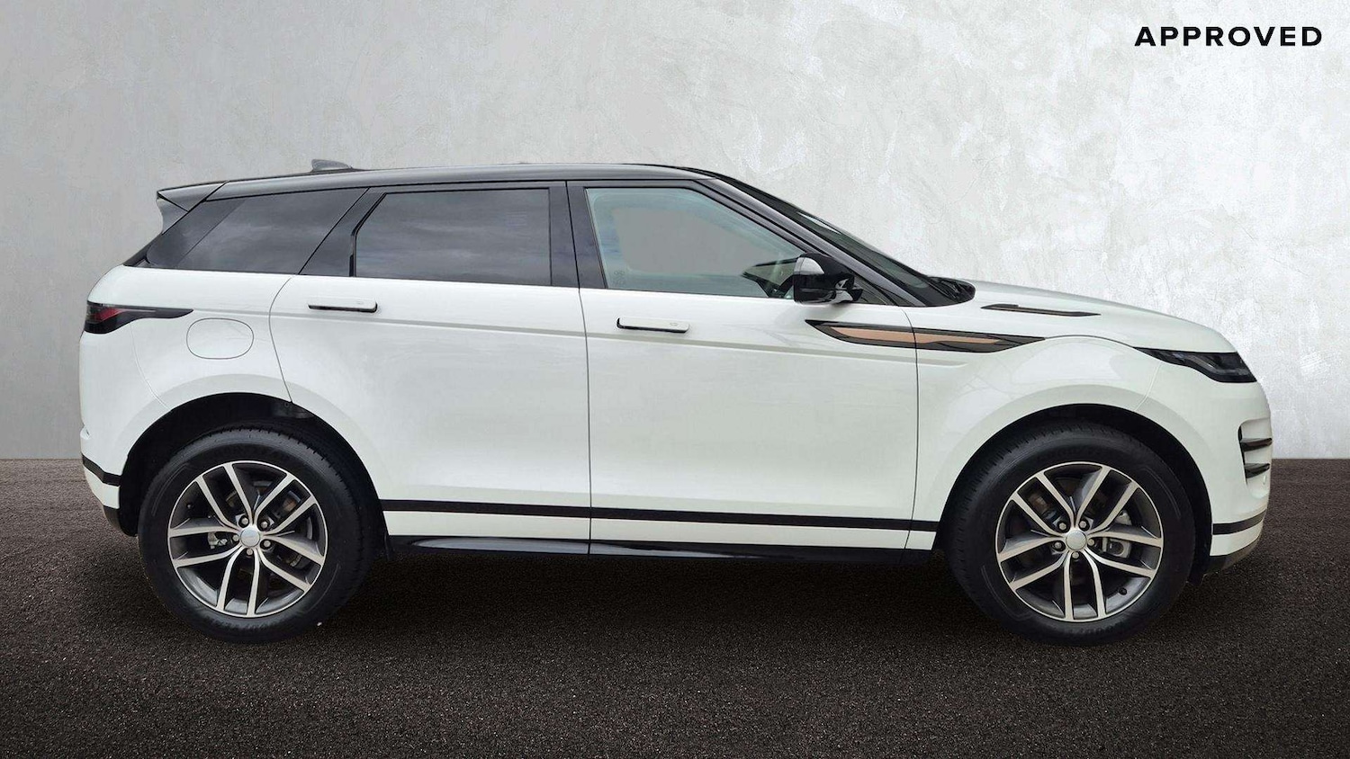 Used Land Rover Range Rover Evoque 2025 for sale - 76459871: Photo 5