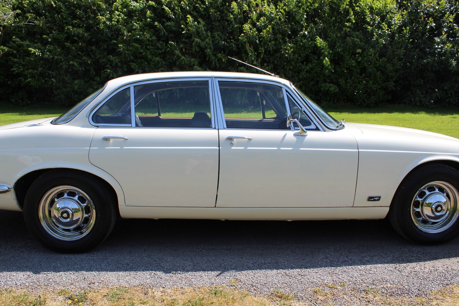 Used Jaguar XJ12 1973 for sale - 77573097: Photo 11