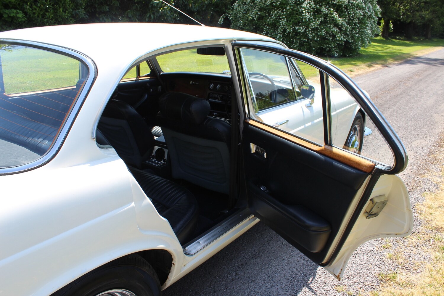 Used Jaguar XJ12 1973 for sale - 77573097: Photo 29