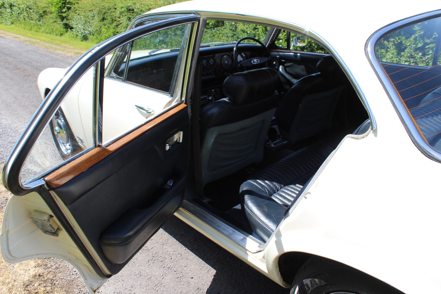 Used Jaguar XJ12 1973 for sale - 77573097: Photo 31