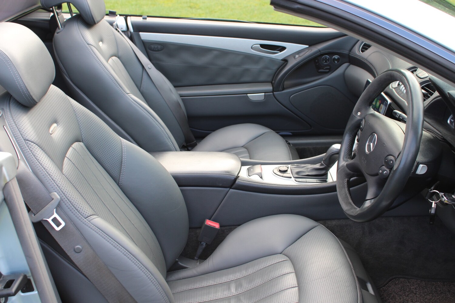 Used Mercedes-Benz SL 2006 for sale - 77504371: Photo 44