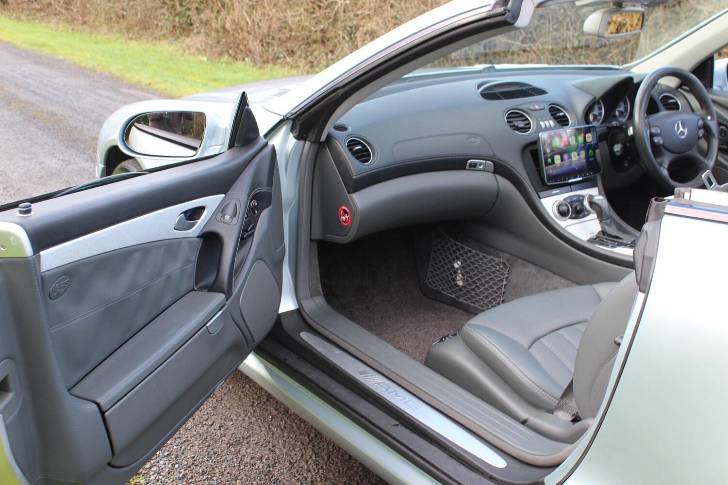 Used Mercedes-Benz SL 2006 for sale - 77504371: Photo 46