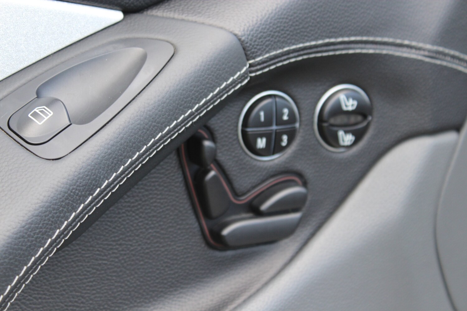 Used Mercedes-Benz SL 2006 for sale - 77504371: Photo 52