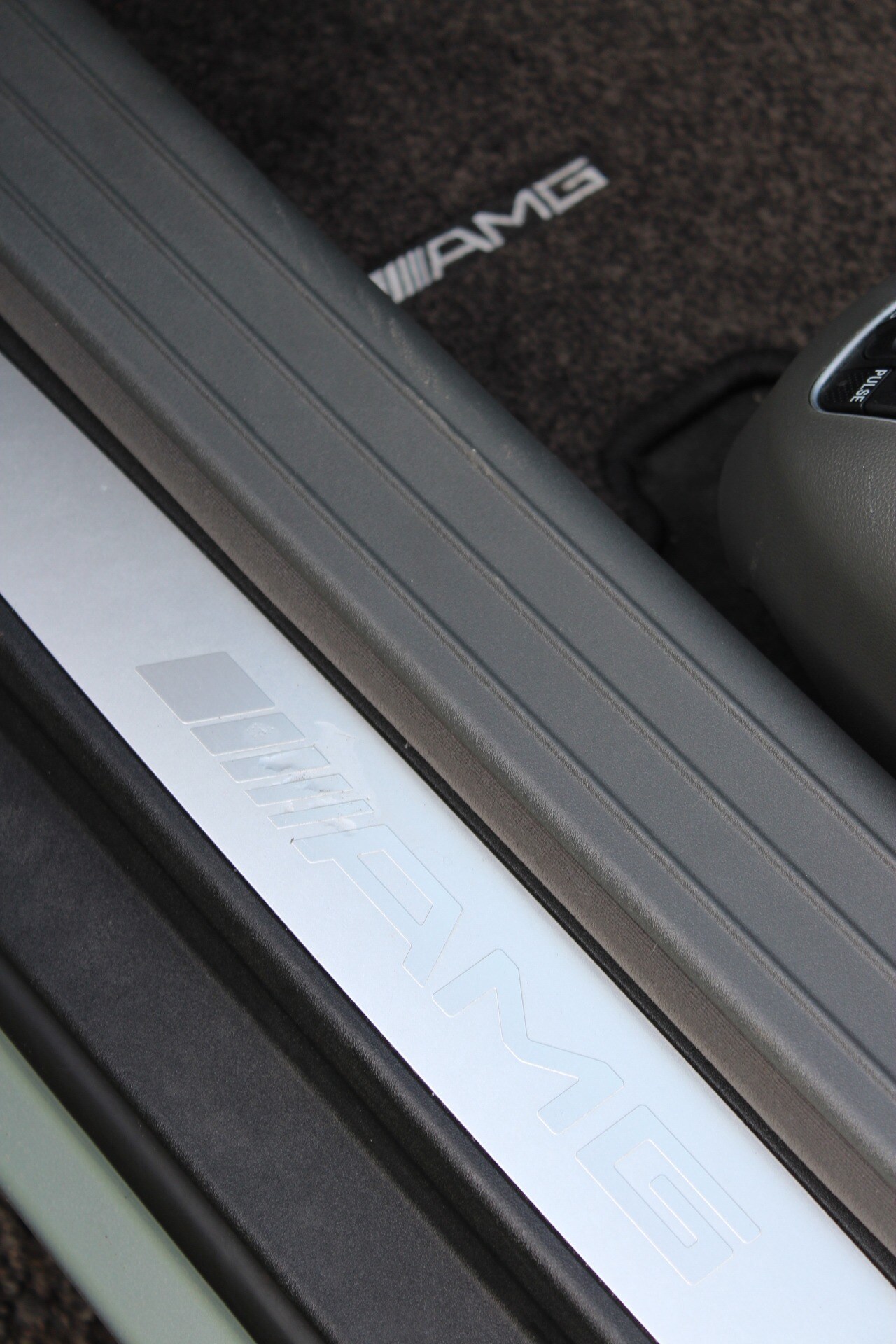 Used Mercedes-Benz SL 2006 for sale - 77504371: Photo 54