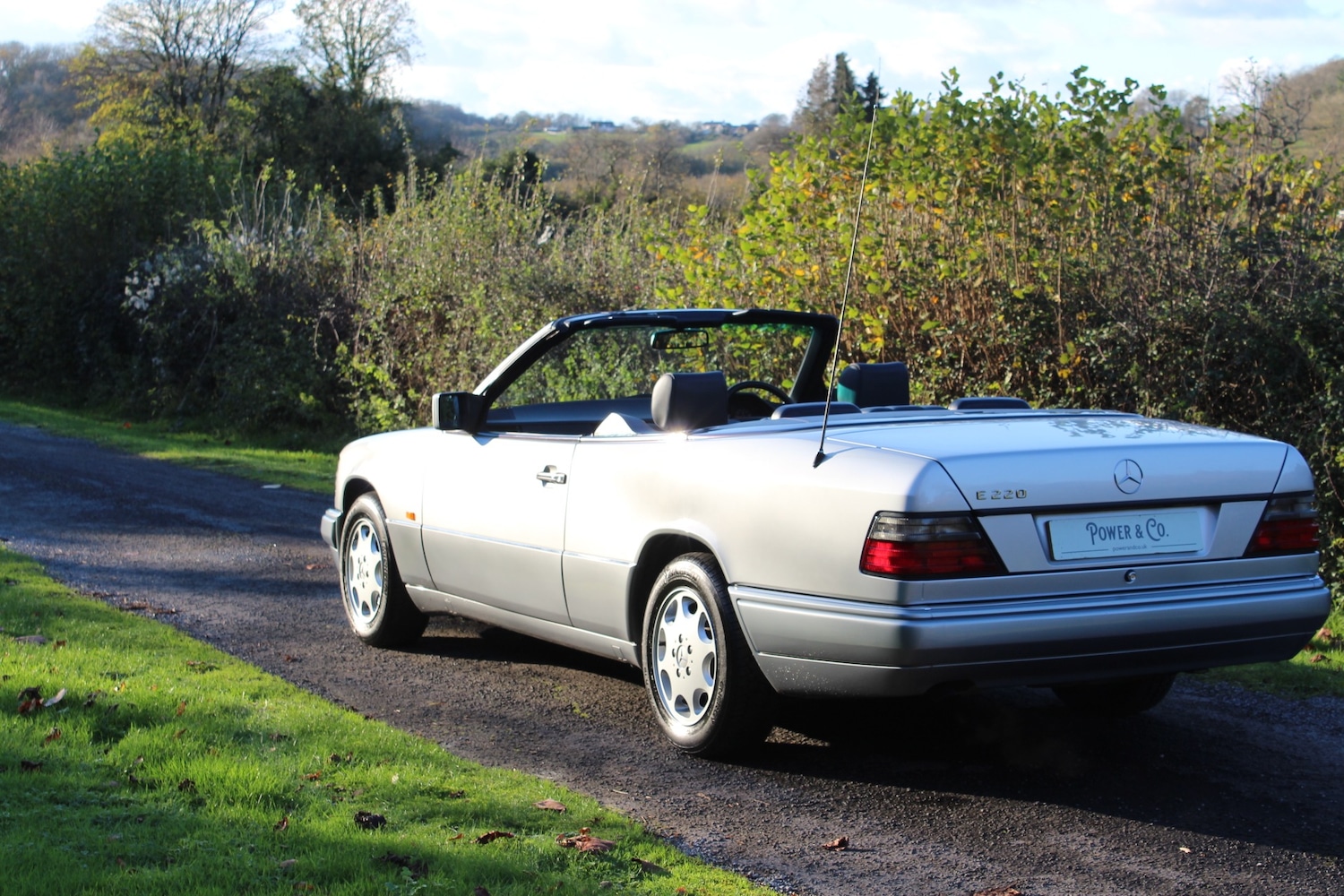 Used Mercedes-Benz E Class 1994 for sale - 77572935: Photo 25