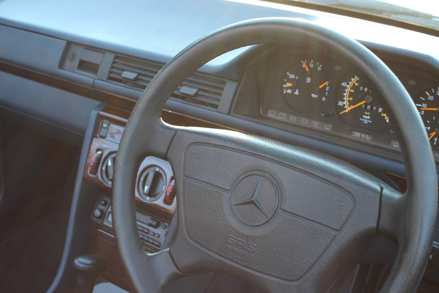 Used Mercedes-Benz E Class 1994 for sale - 77572935: Photo 29