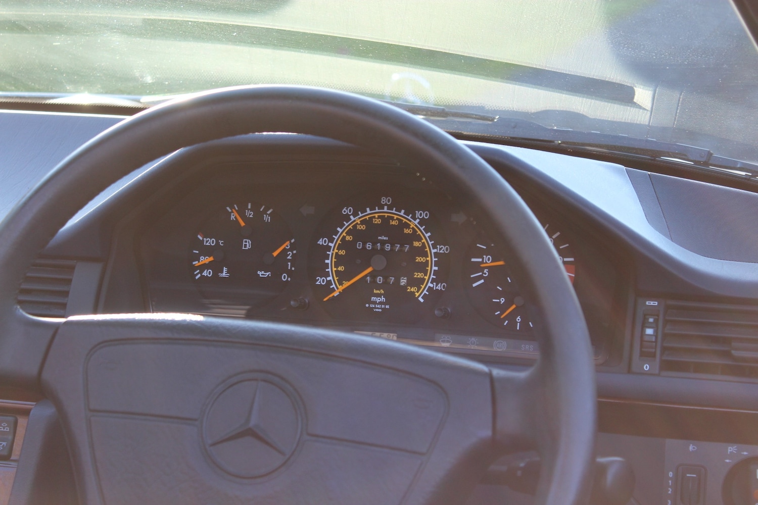 Used Mercedes-Benz E Class 1994 for sale - 77572935: Photo 39