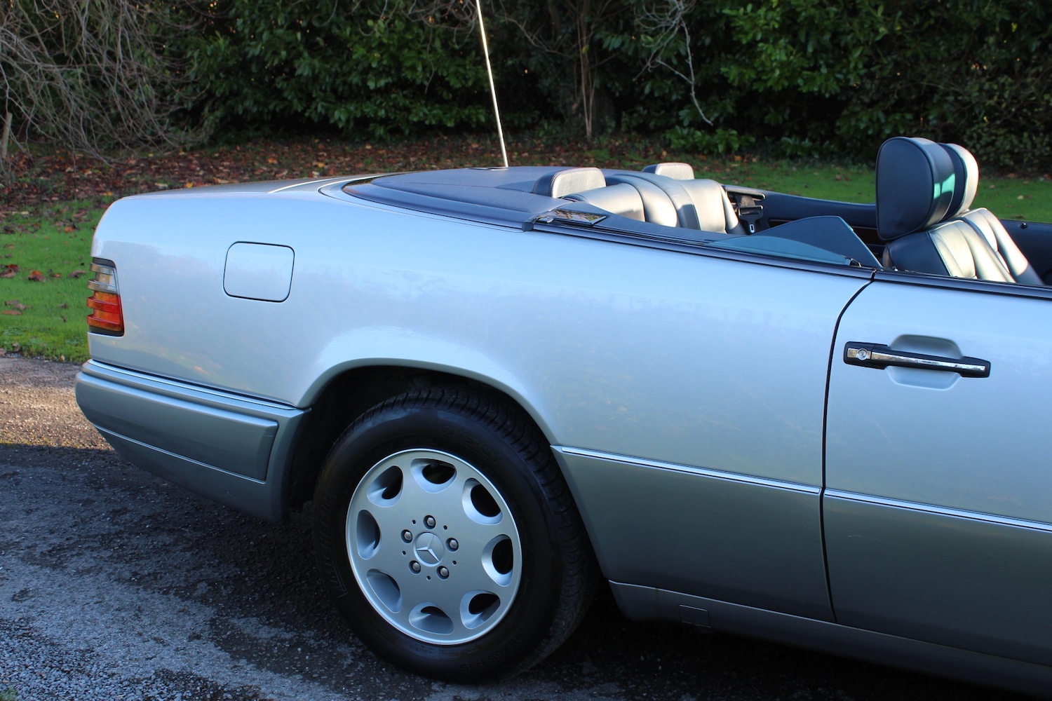 Used Mercedes-Benz E Class 1994 for sale - 77572935: Photo 9