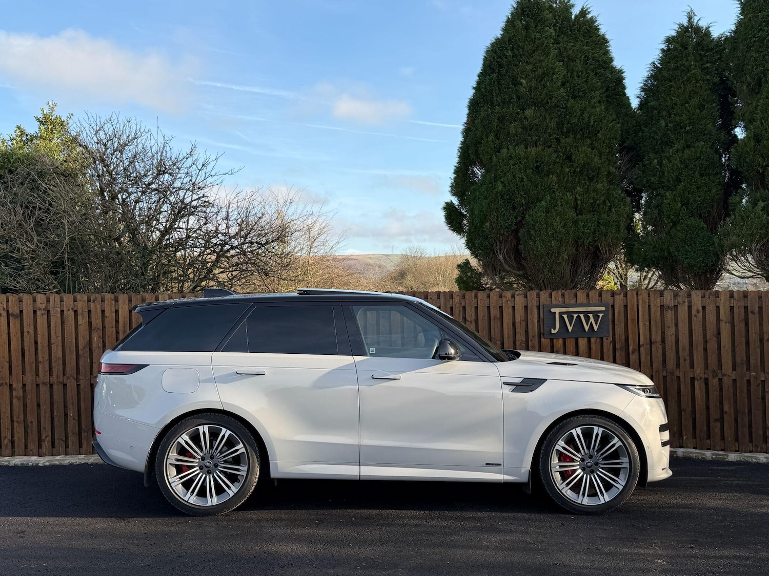 Used Land Rover Range Rover Sport 2023 for sale - 76913152: Photo 2