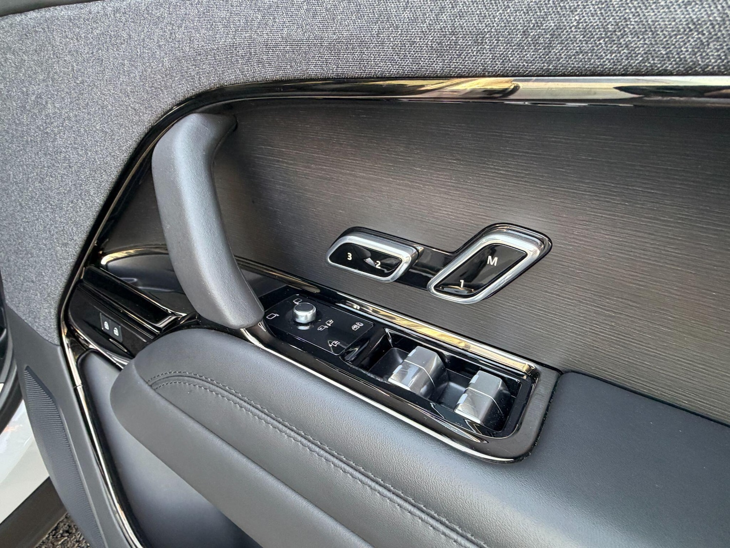 Used Land Rover Range Rover Sport 2023 for sale - 76913152: Photo 32