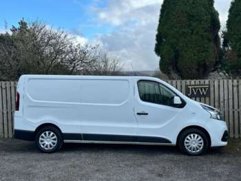 Used Nissan NV300 2018 for sale - 73671401: Photo