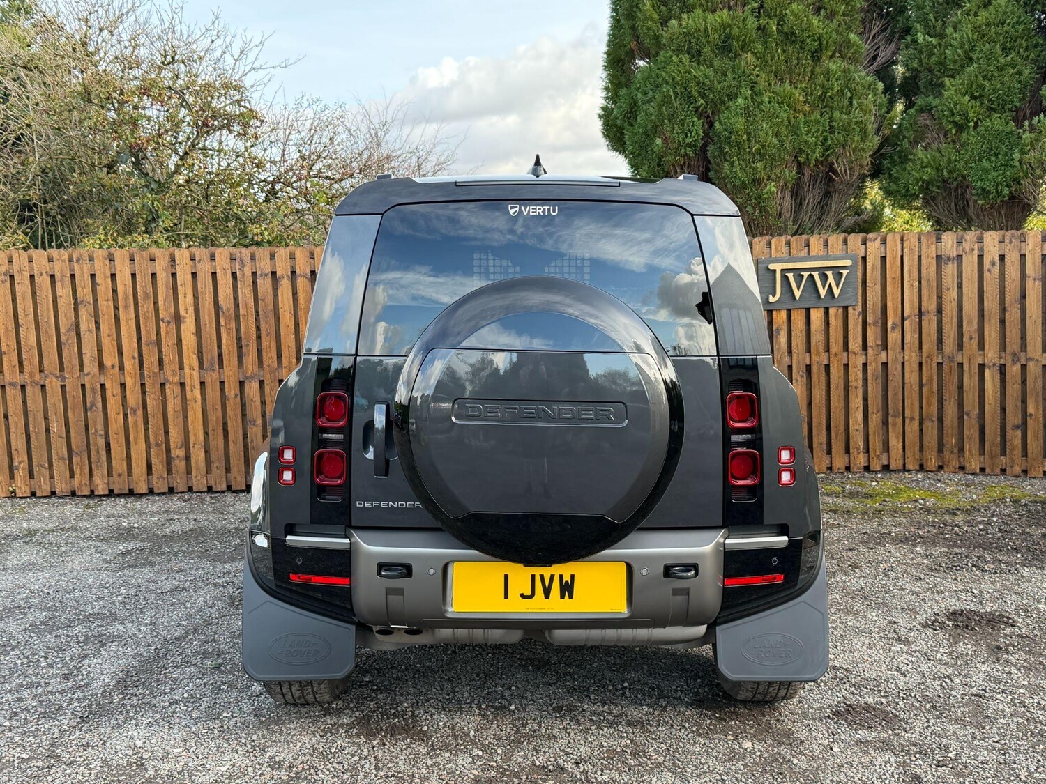 Used Land Rover Defender 110 2024 for sale - 76409195: Photo 16