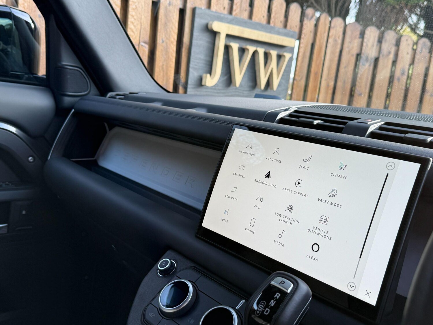 Used Land Rover Defender 110 2024 for sale - 76409195: Photo 21