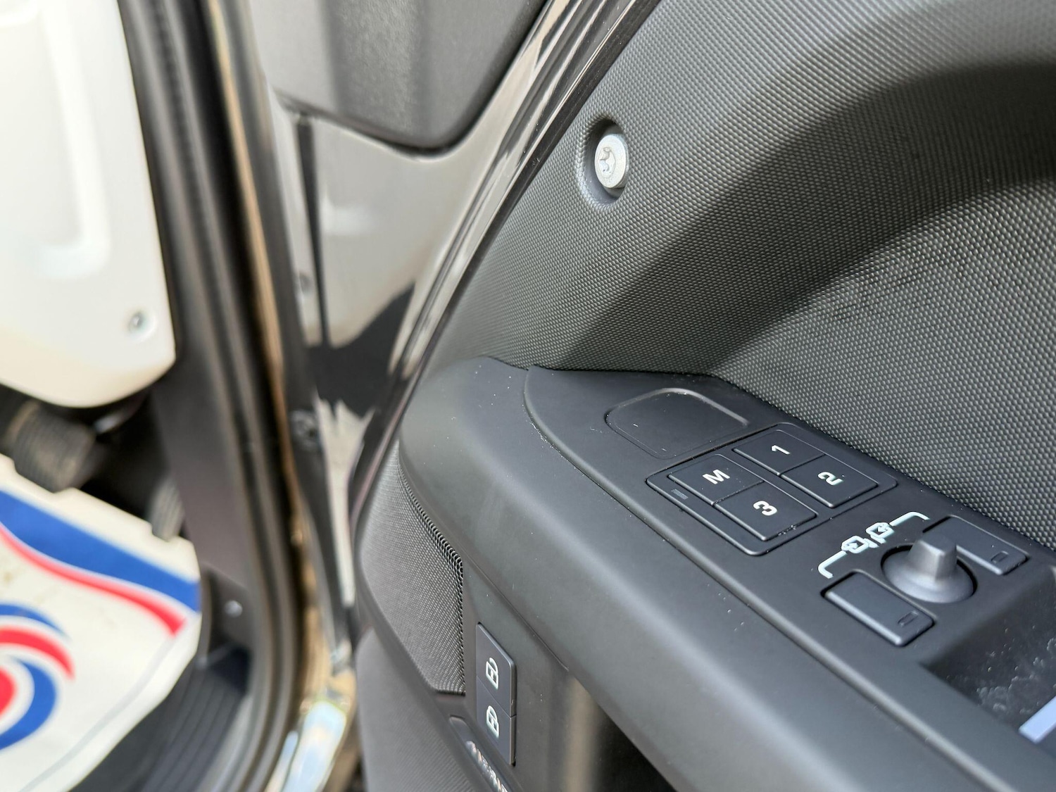 Used Land Rover Defender 110 2024 for sale - 76409195: Photo 29