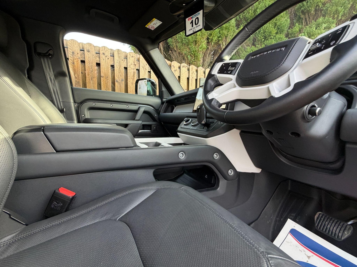 Used Land Rover Defender 110 2024 for sale - 76409195: Photo 7