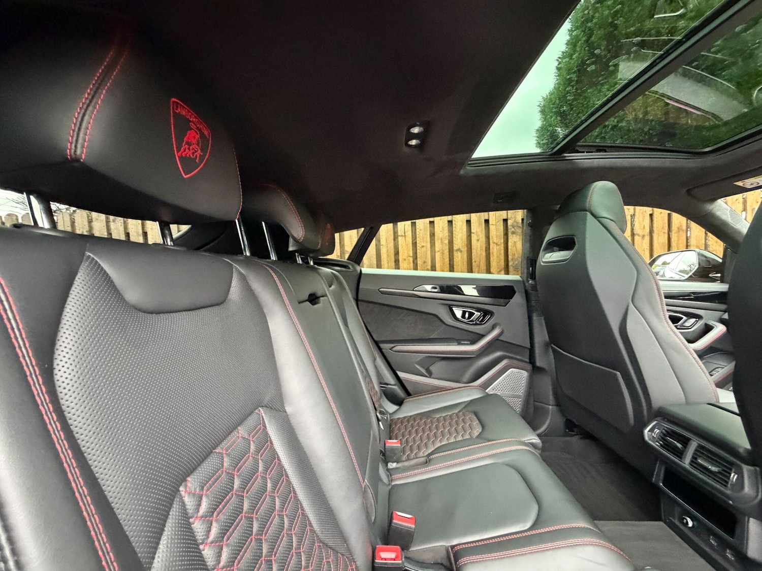 Used Lamborghini Urus for sale - 77469346: Photo 24