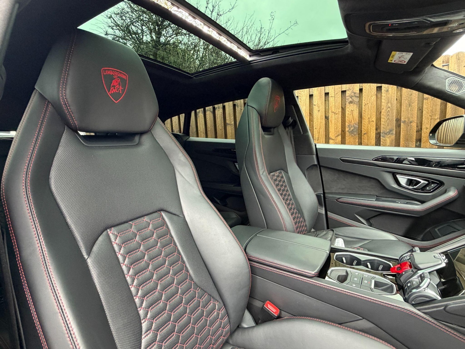 Used Lamborghini Urus for sale - 77469346: Photo 6