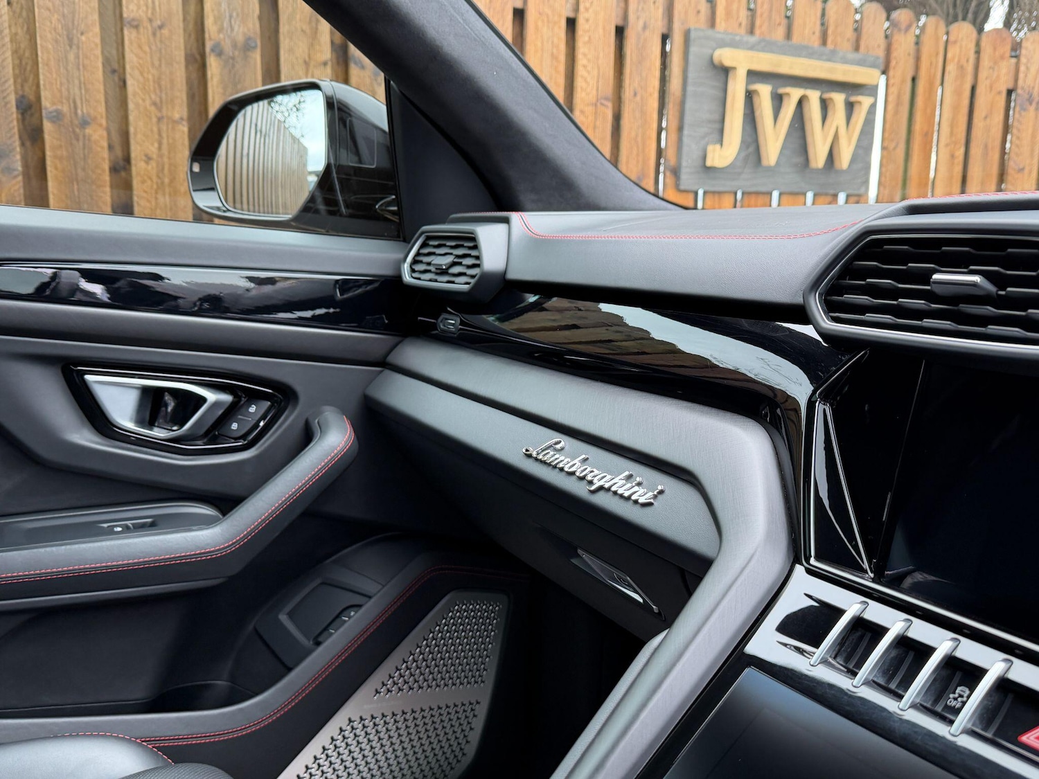 Used Lamborghini Urus for sale - 77469346: Photo 8