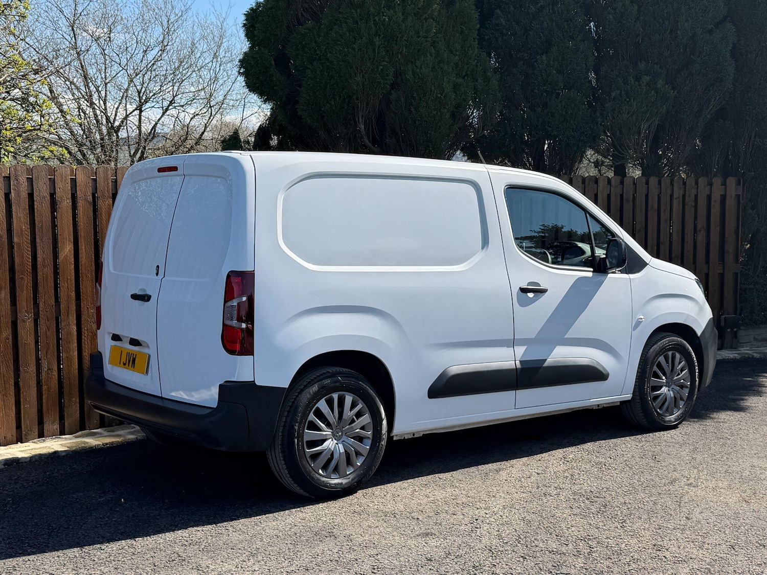 Used Peugeot e-Partner for sale - 78115950: Photo 11