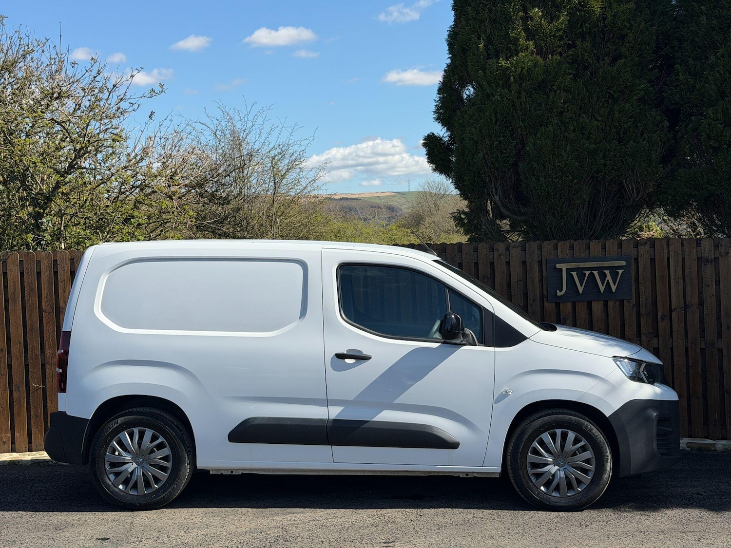 Used Peugeot e-Partner for sale - 78115950: Photo 12