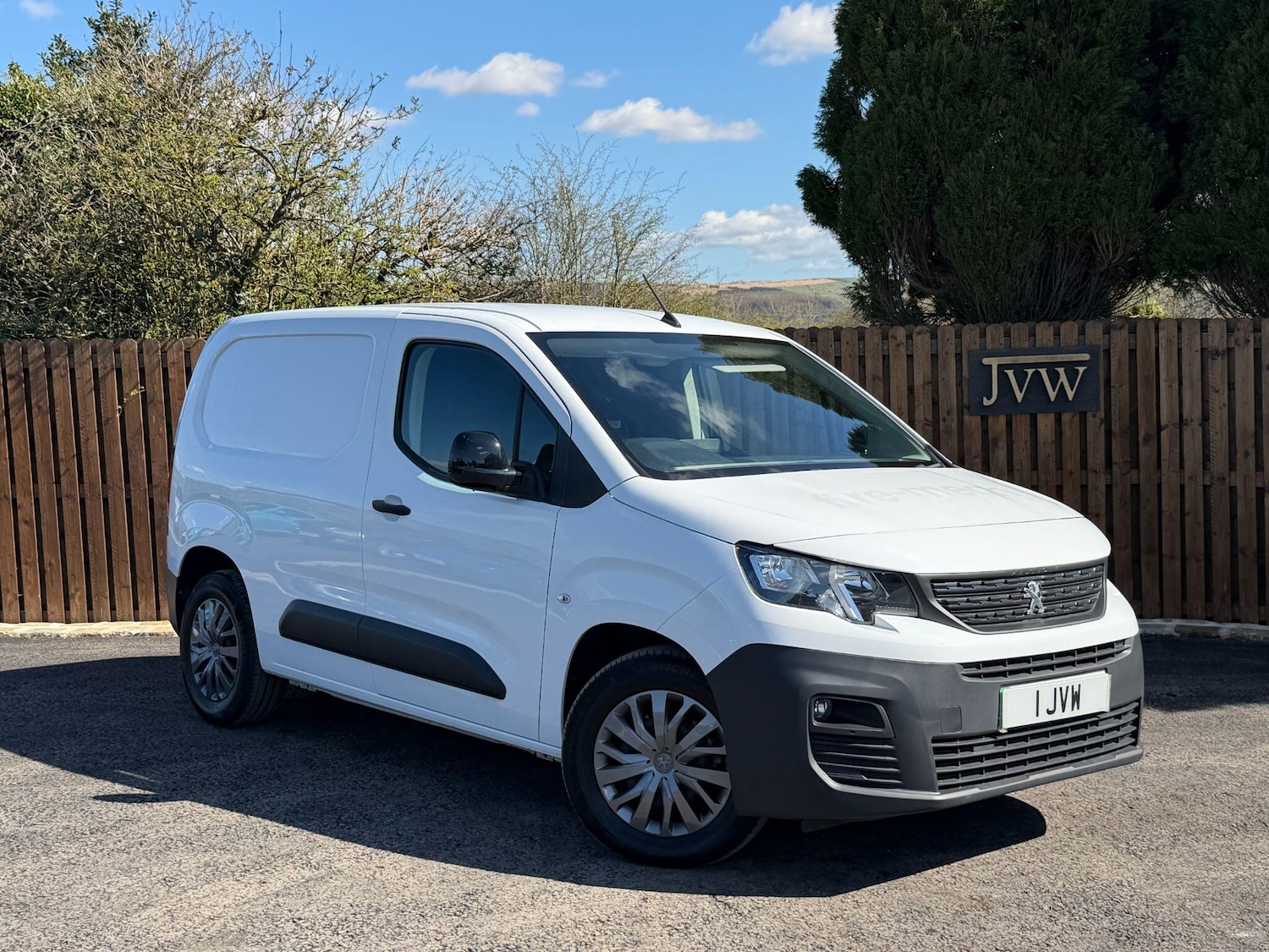 Used Peugeot e-Partner for sale - 78115950: Photo 17