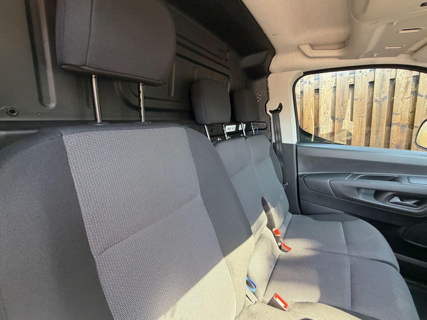 Used Peugeot e-Partner for sale - 78115950: Photo 20