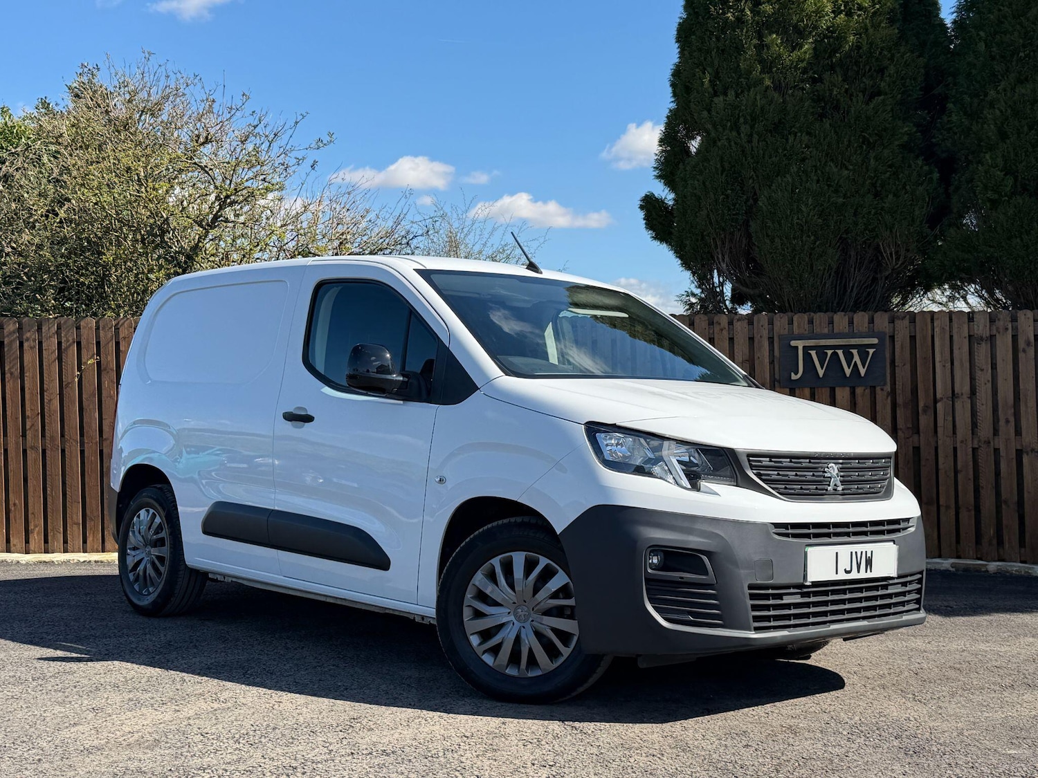 Used Peugeot e-Partner for sale - 78115950: Photo 28