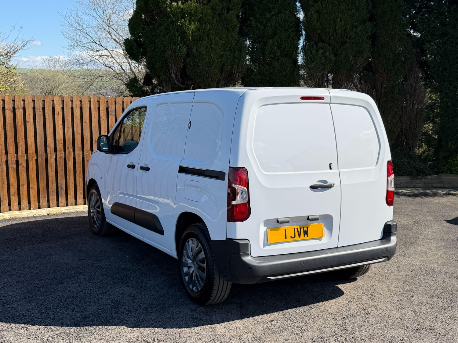 Used Peugeot e-Partner for sale - 78115950: Photo 31