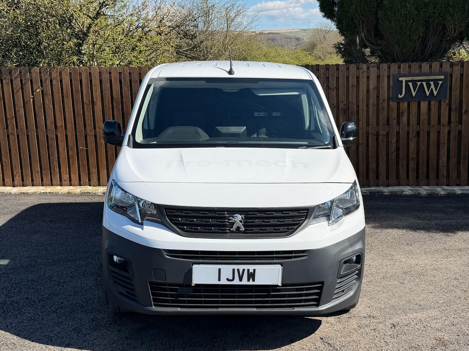 Used Peugeot e-Partner for sale - 78115950: Photo 4