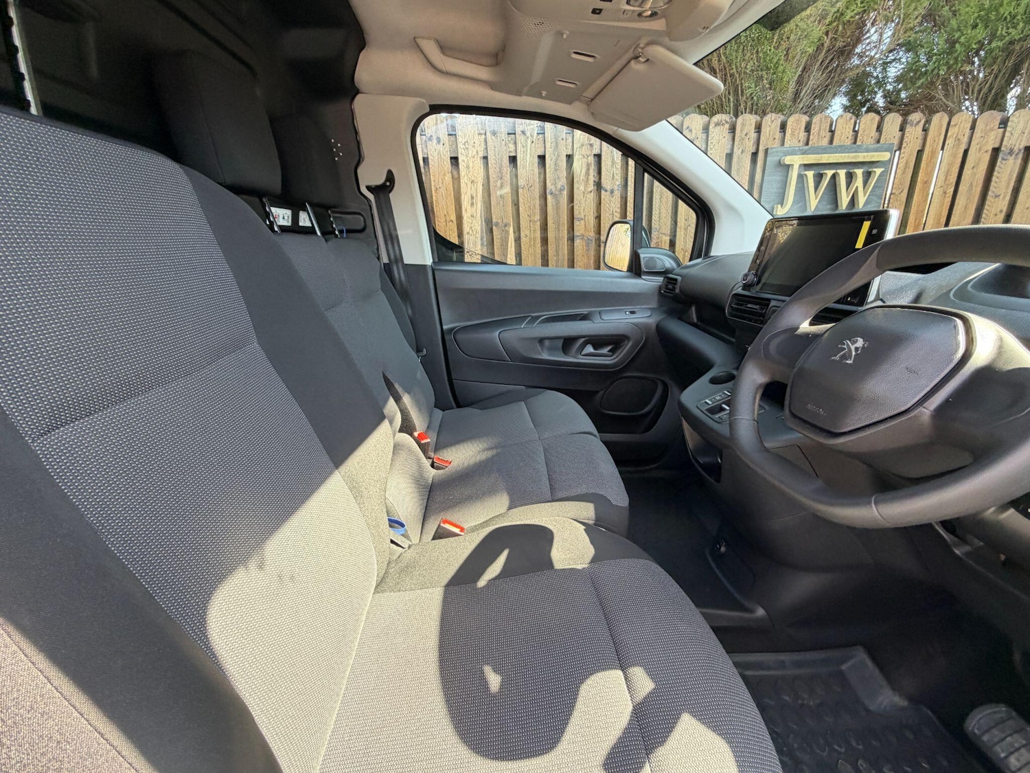 Used Peugeot e-Partner for sale - 78115950: Photo 5