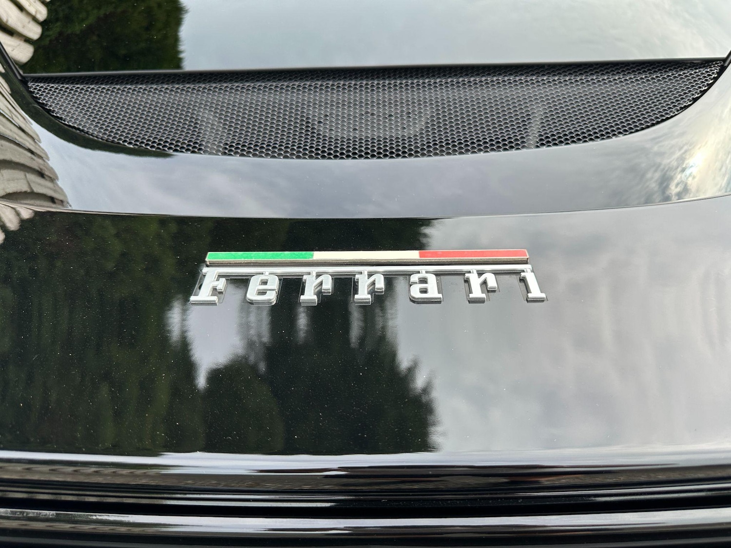 Used Ferrari 296 GTB 2022 for sale - 76996506: Photo 25