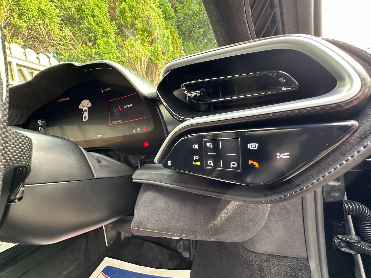 Used Ferrari 296 GTB 2022 for sale - 76996506: Photo 32